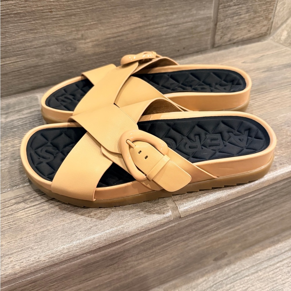 Aerosoles Lago Flatform Slide Sandal